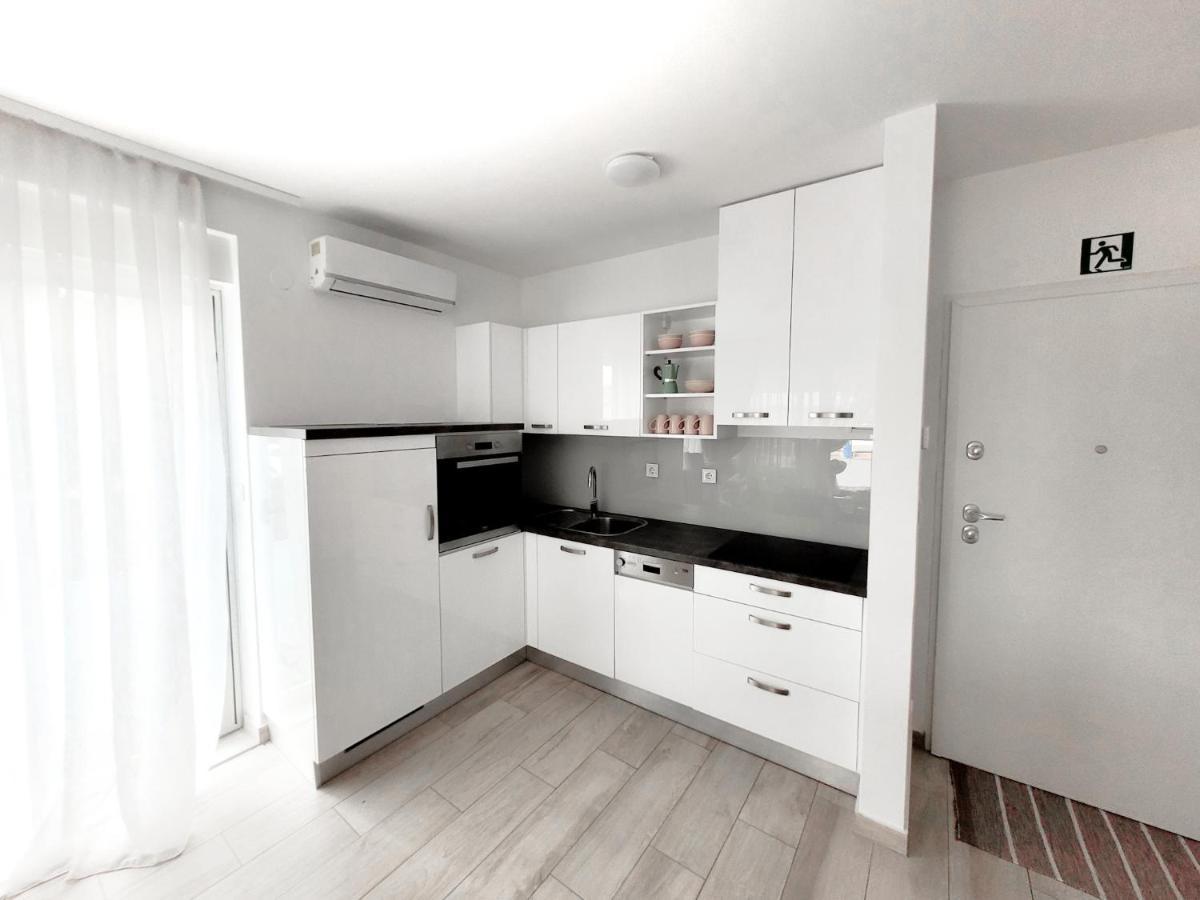 Rosemarie Beach Suites Zadar Exterior photo